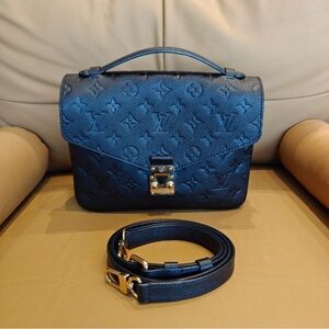 Louis Vuitton Pochette Métis – Black Monogram Empreinte